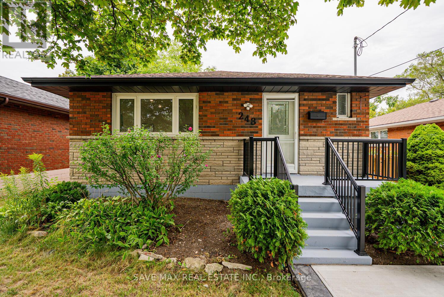 248 West 18th Street, Hamilton, Ontario  L9C 4G9 - Photo 4 - X12577052