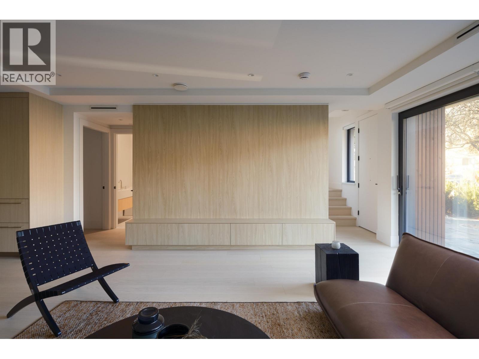 772 W 27th Avenue, Vancouver, British Columbia  V5V 2K9 - Photo 3 - R3070150