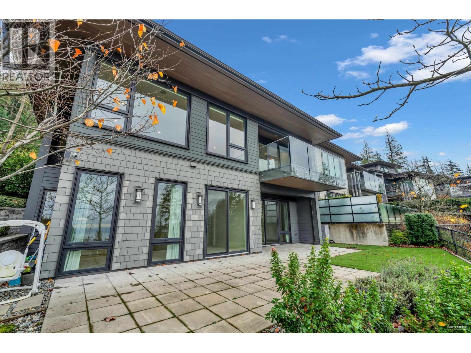 3018 Burfield Place, West Vancouver, British Columbia  V7S 0A9 - Photo 32 - R3069632