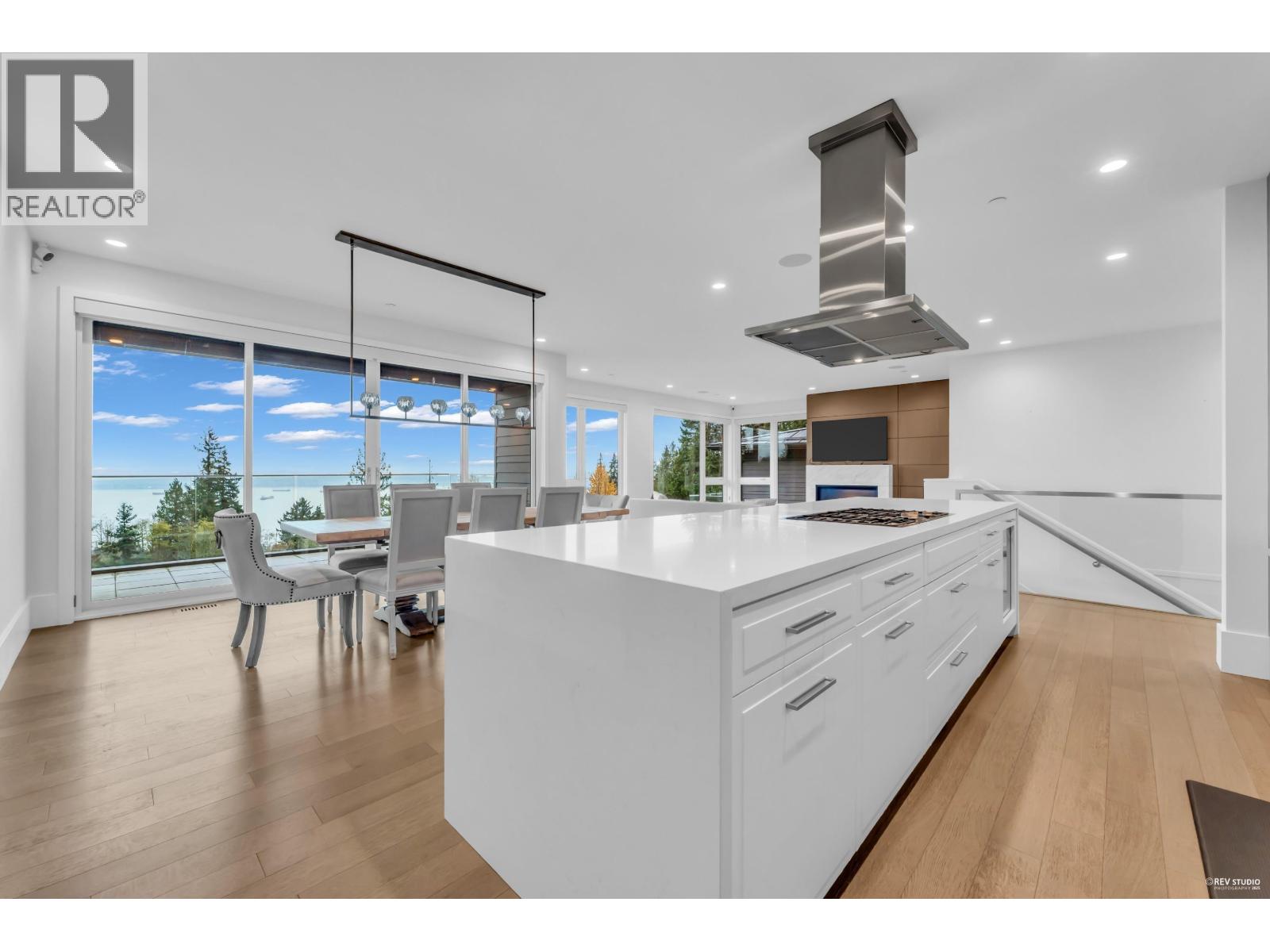 3018 Burfield Place, West Vancouver, British Columbia  V7S 0A9 - Photo 13 - R3069632