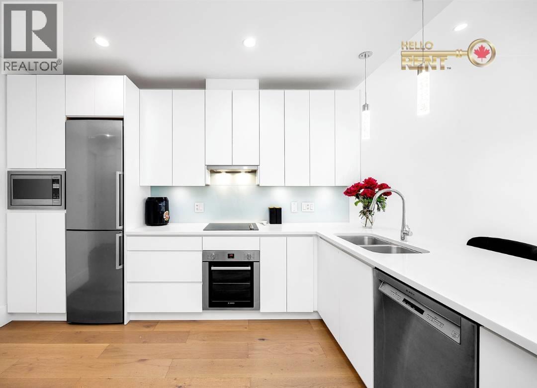 105 1591 Bowser Avenue, North Vancouver, British Columbia  V7P 2Y4 - Photo 2 - R3070156