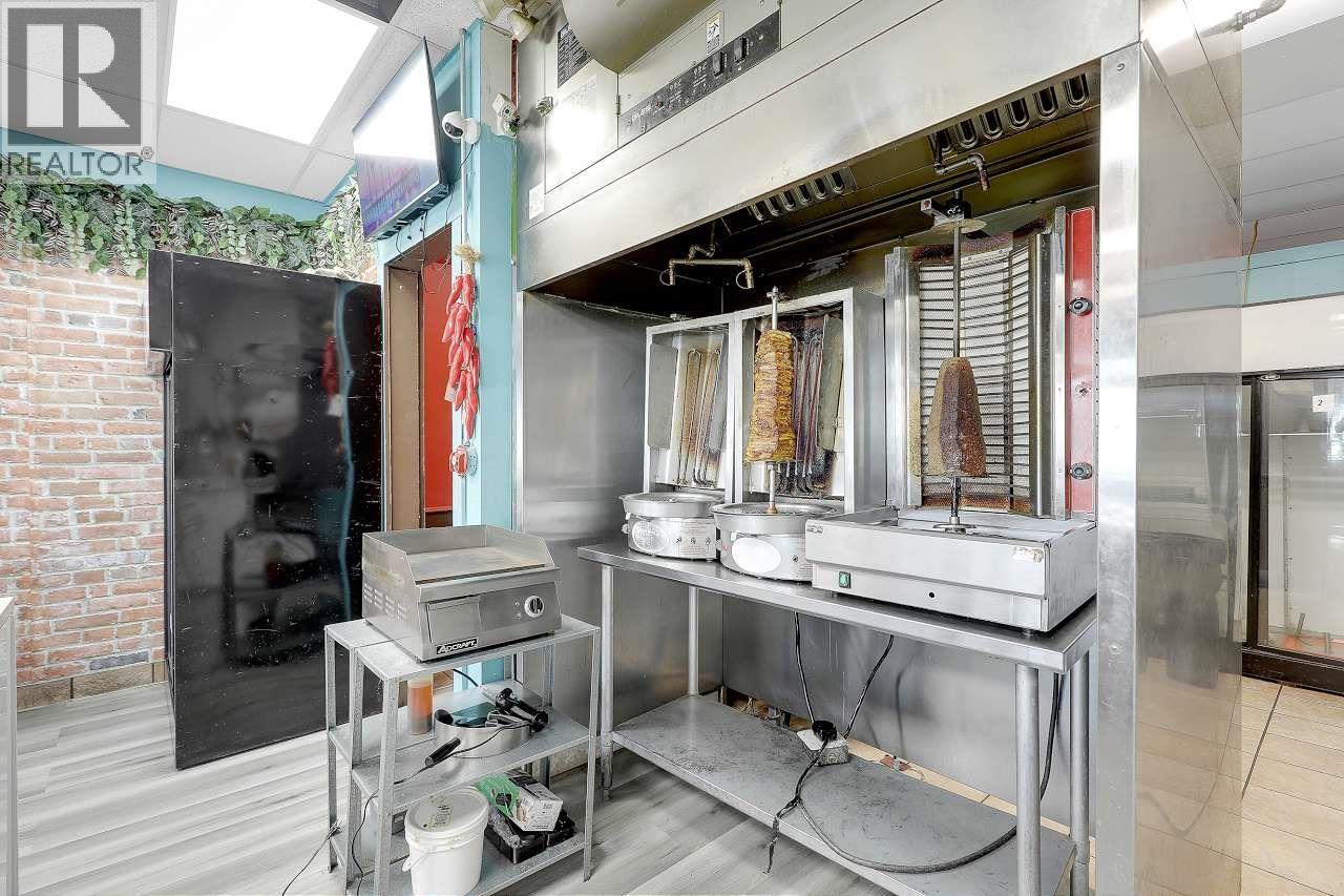 8616 Granville Street, Vancouver, British Columbia  V0V 0V0 - Photo 7 - C8074089