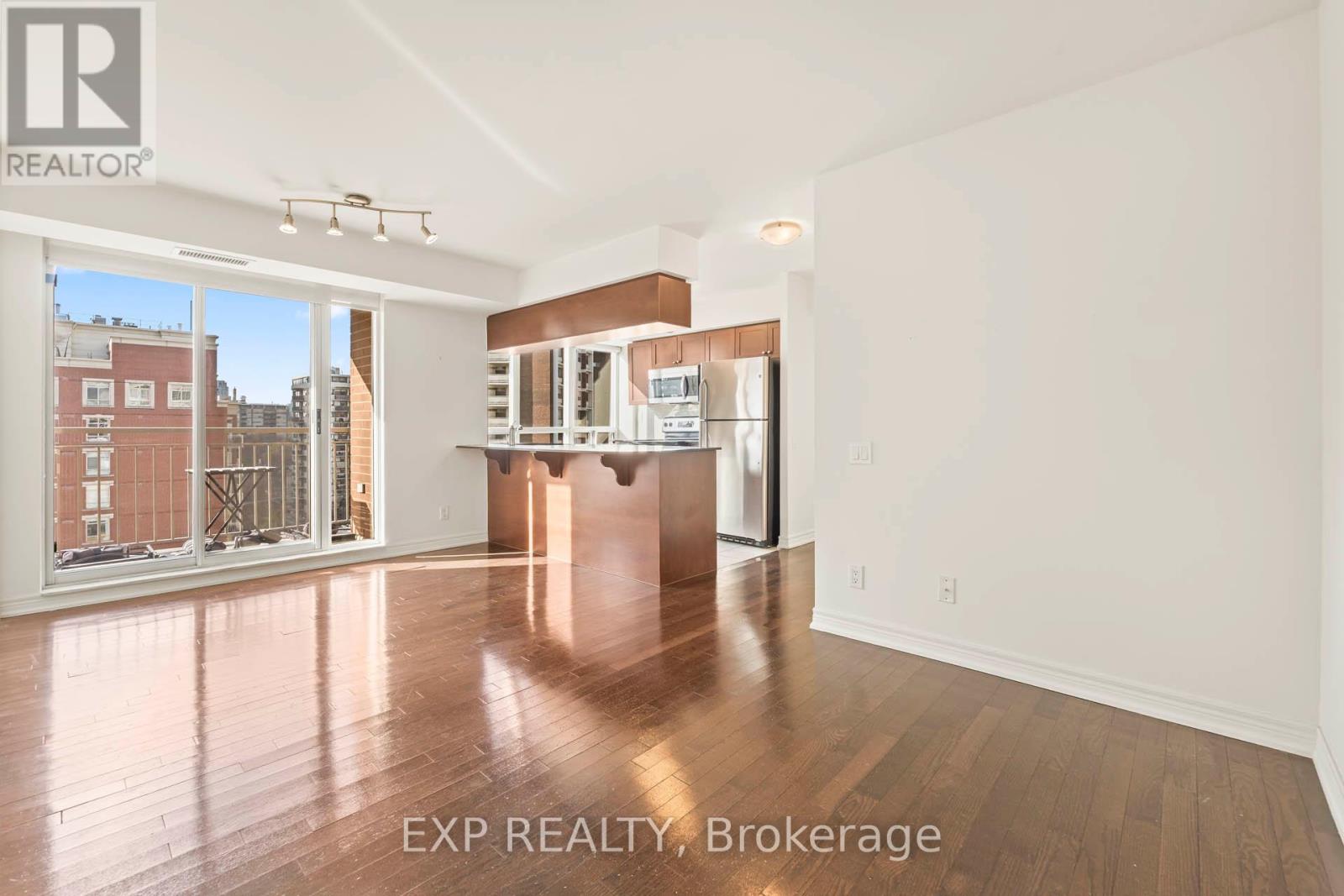 1101 - 60 ST CLAIR AVENUE W, Toronto, Ontario