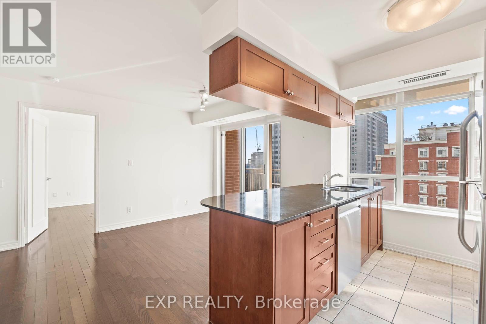 1101 - 60 St Clair Avenue W, Toronto, Ontario  M4V 1M7 - Photo 2 - C12409203