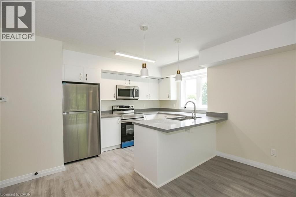 370 Fisher Mills Road Unit# 63, Cambridge, Ontario  N3C 4N5 - Photo 13 - 40790038