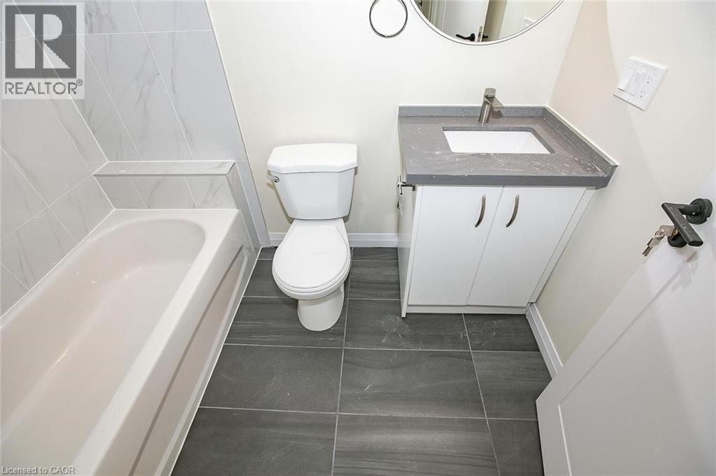 370 Fisher Mills Road Unit# 63, Cambridge, Ontario  N3C 4N5 - Photo 37 - 40790038