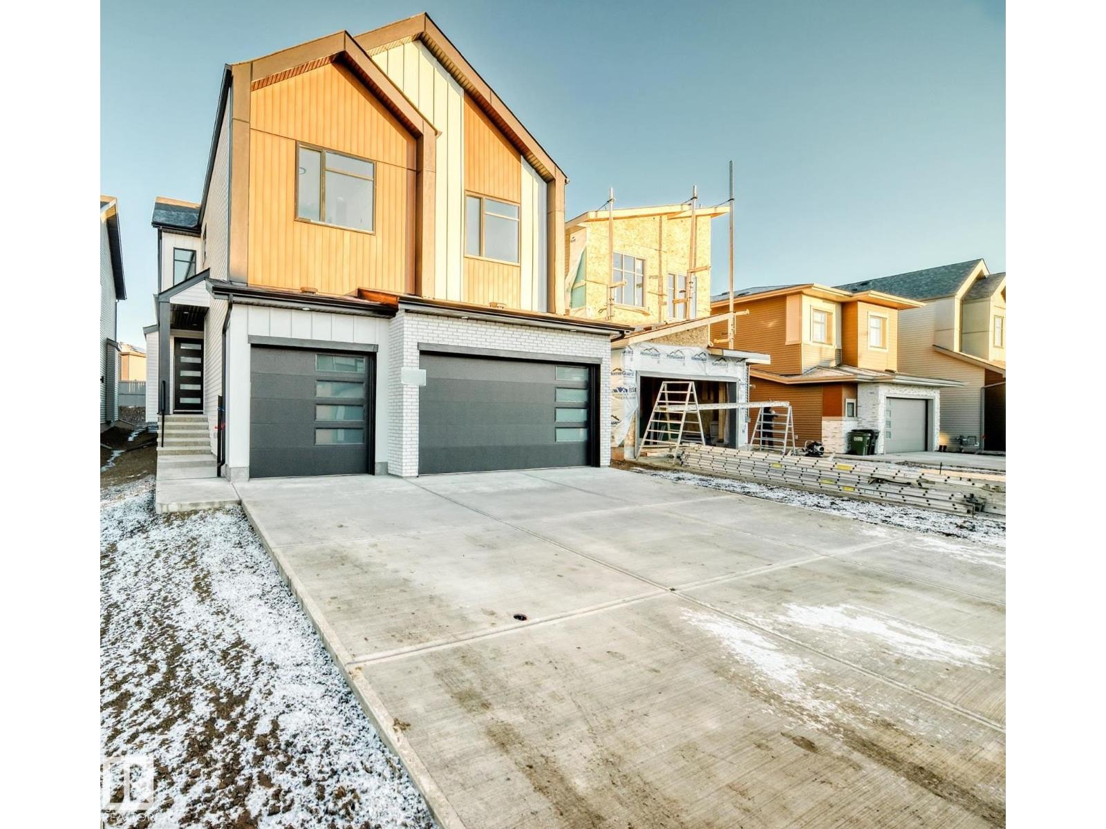 7025 Kiviaq Cr Sw, Edmonton, Alberta  T6W 5R2 - Photo 1 - E4466005