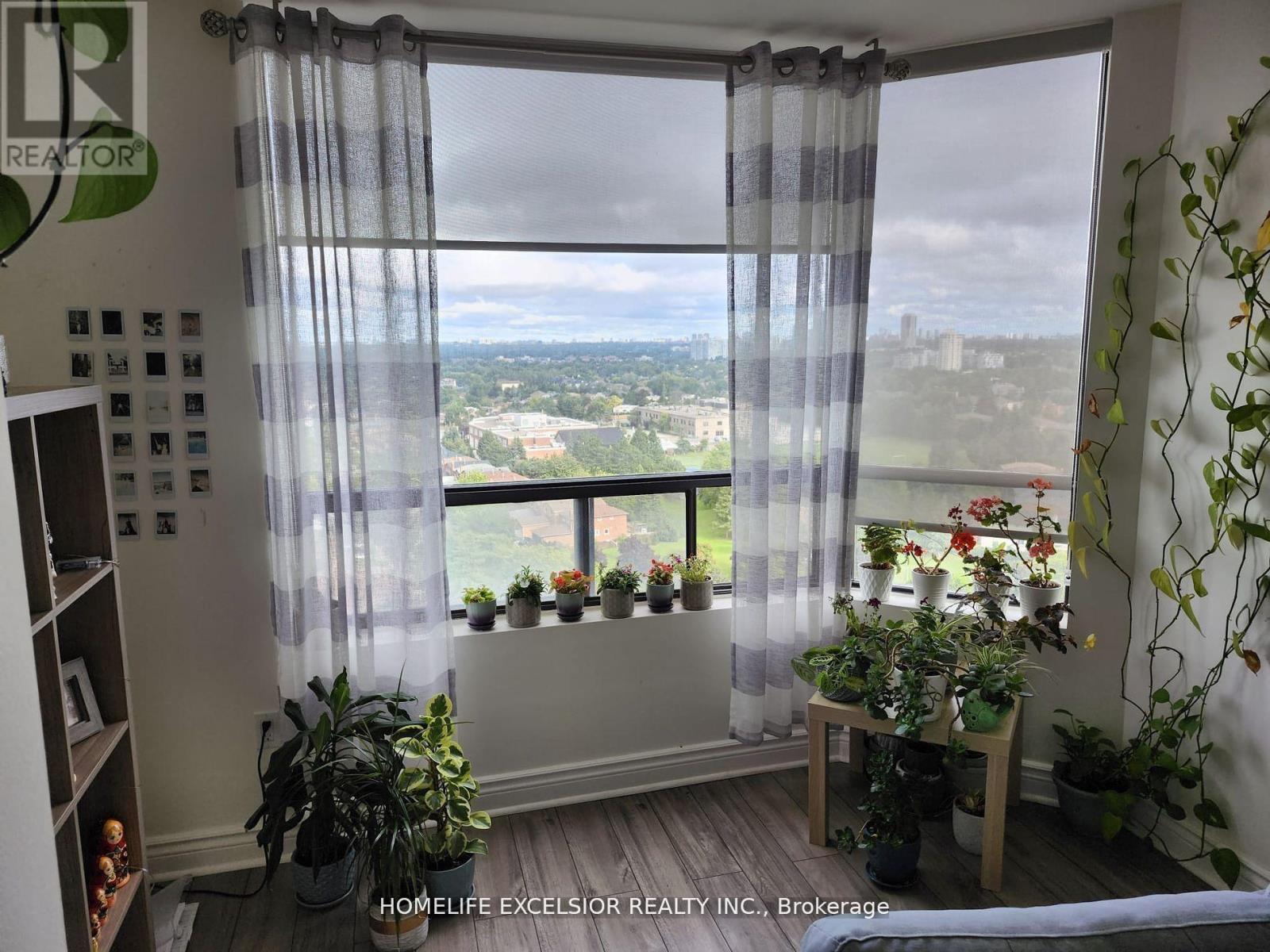 1402 - 7601 Bathurst Street, Vaughan, Ontario  L4J 4H5 - Photo 10 - N12577094