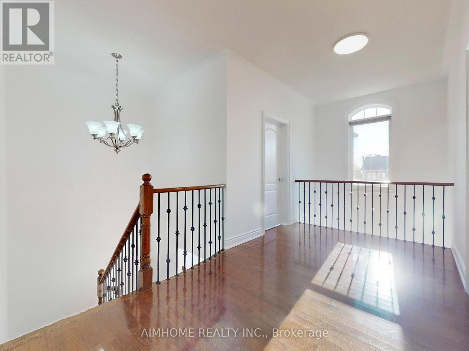 12 Sweet Valerie Court, Vaughan, Ontario  L6A 0C6 - Photo 19 - N12577102