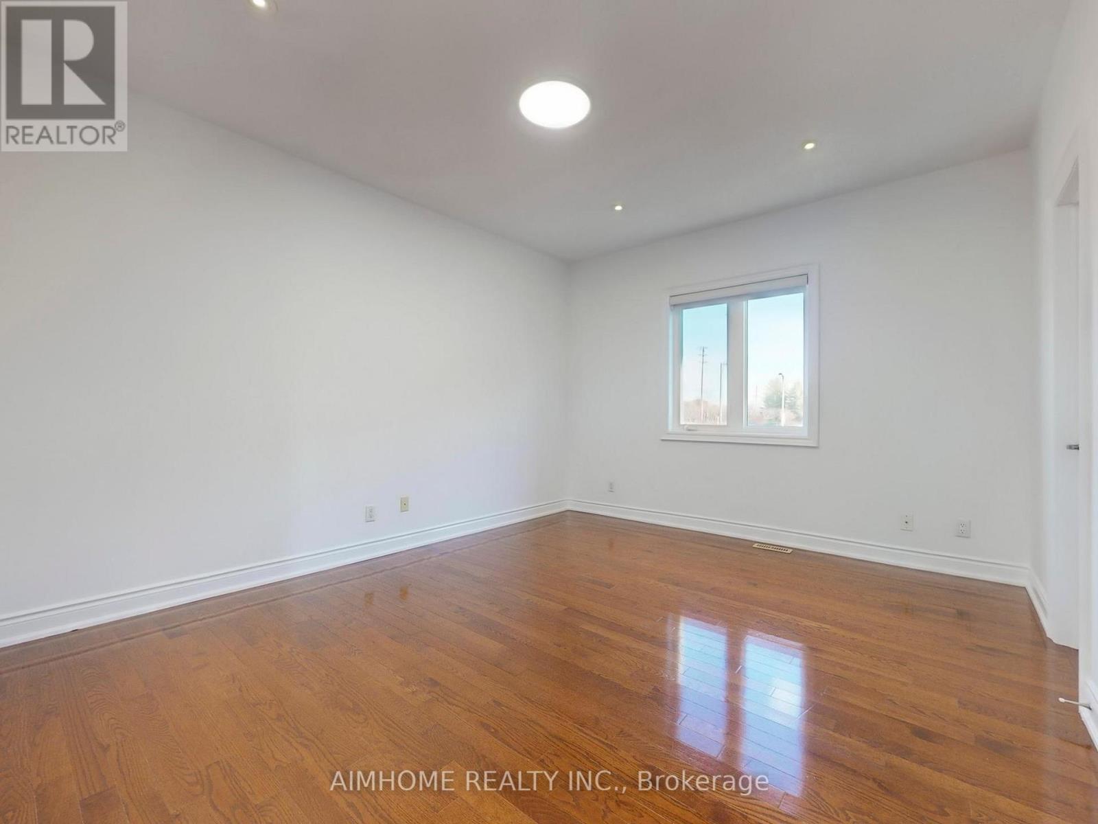 12 Sweet Valerie Court, Vaughan, Ontario  L6A 0C6 - Photo 26 - N12577102