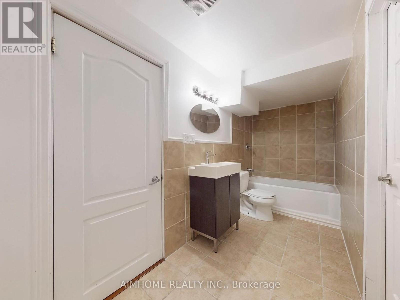 12 Sweet Valerie Court, Vaughan, Ontario  L6A 0C6 - Photo 43 - N12577102