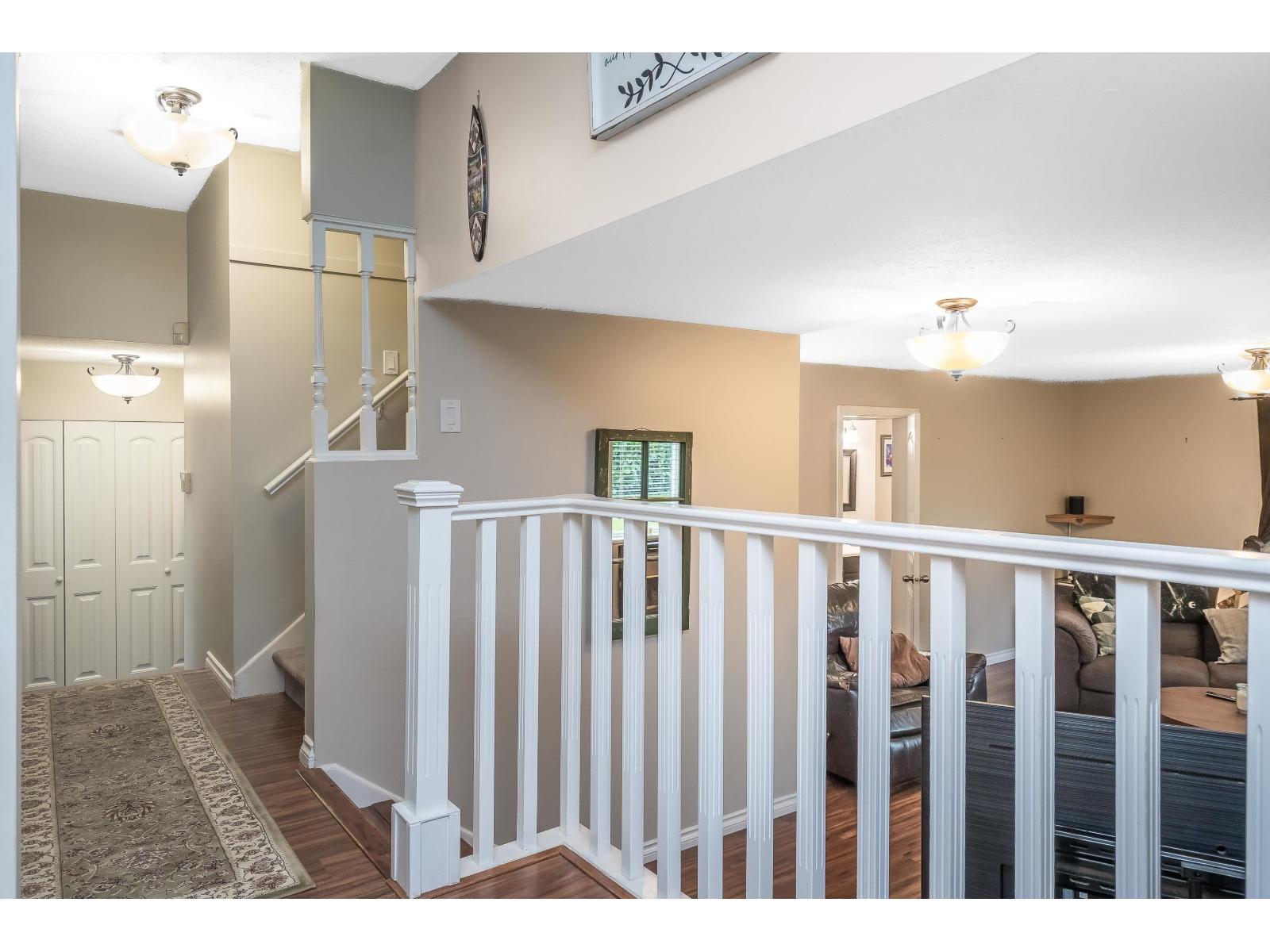 35183 Ewert Avenue, Mission, British Columbia  V2V 6S7 - Photo 11 - R3069907