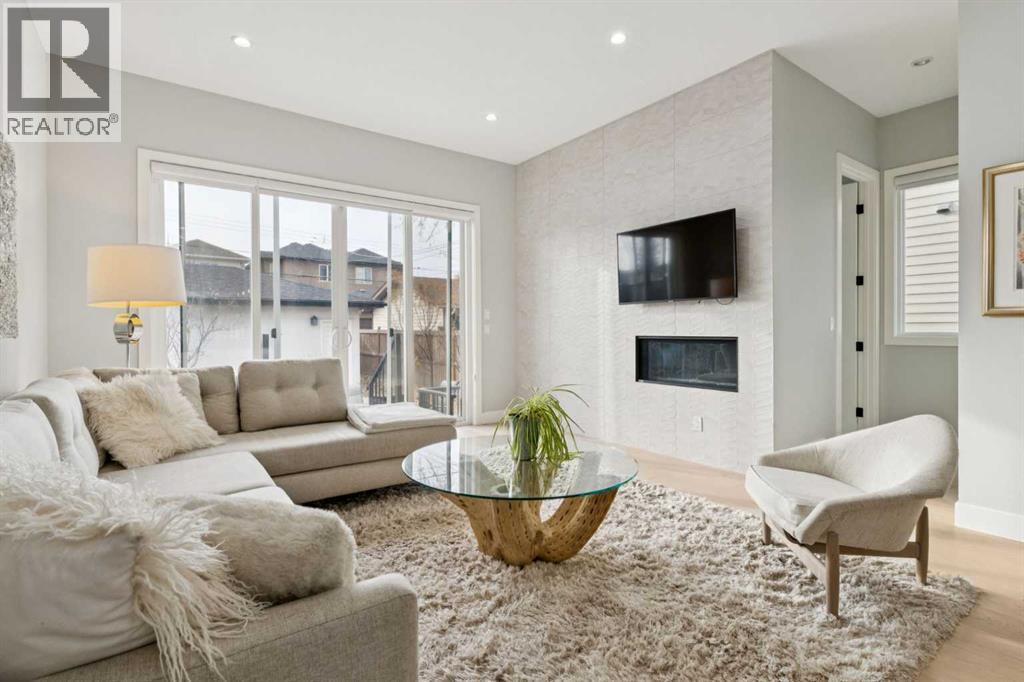 1607 18 Avenue Nw, Calgary, Alberta  T2M 0X2 - Photo 12 - A2272146