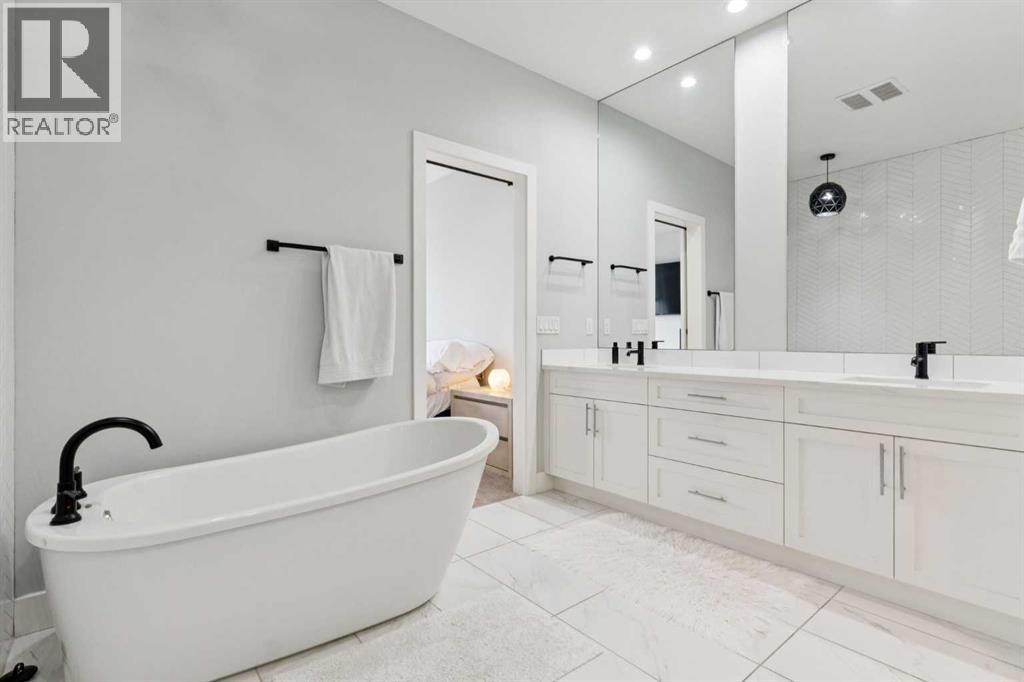 1607 18 Avenue Nw, Calgary, Alberta  T2M 0X2 - Photo 21 - A2272146