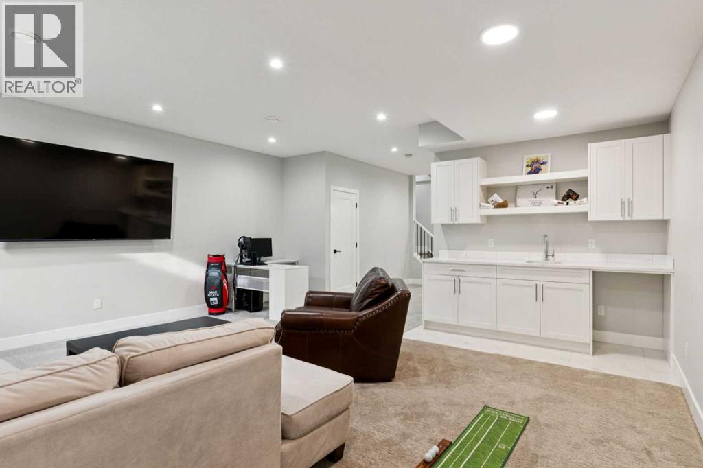 1607 18 Avenue Nw, Calgary, Alberta  T2M 0X2 - Photo 32 - A2272146