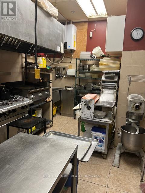 1845 Finch Avenue W, Toronto, Ontario M3M 2V2 - Photo 3 - W12577084