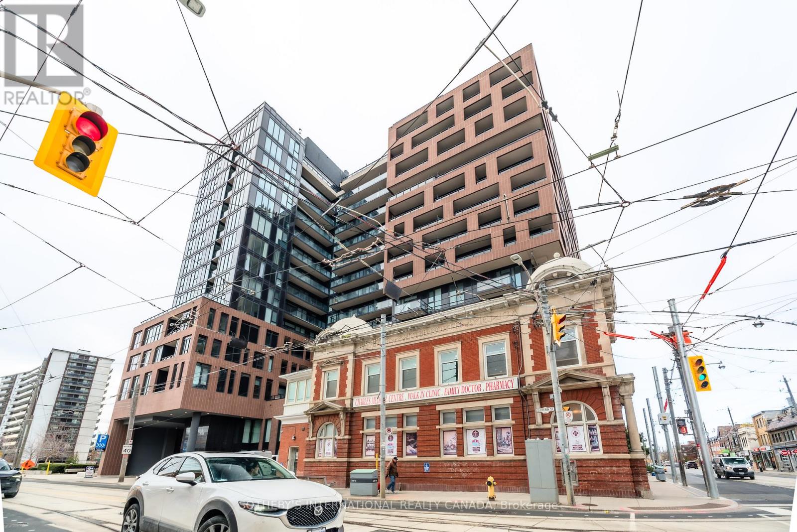 1011 - 270 DUFFERIN STREET, Toronto, Ontario