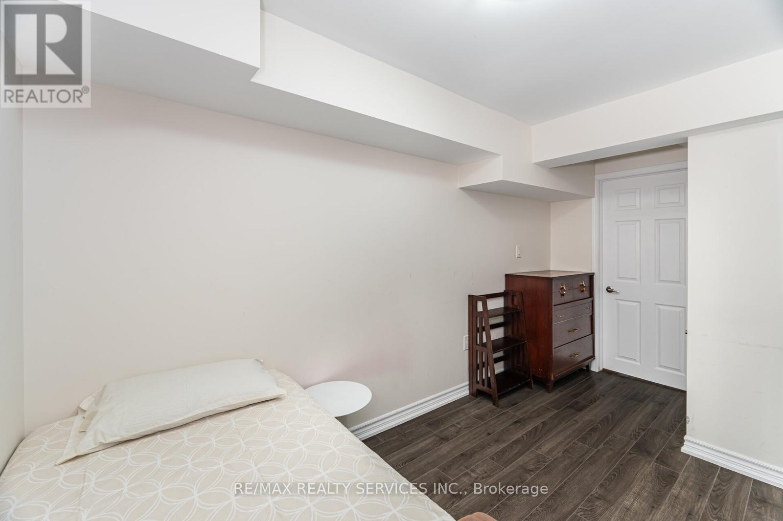 9 Kimberley Crescent, Brampton, Ontario  L6R 1T6 - Photo 29 - W12577090