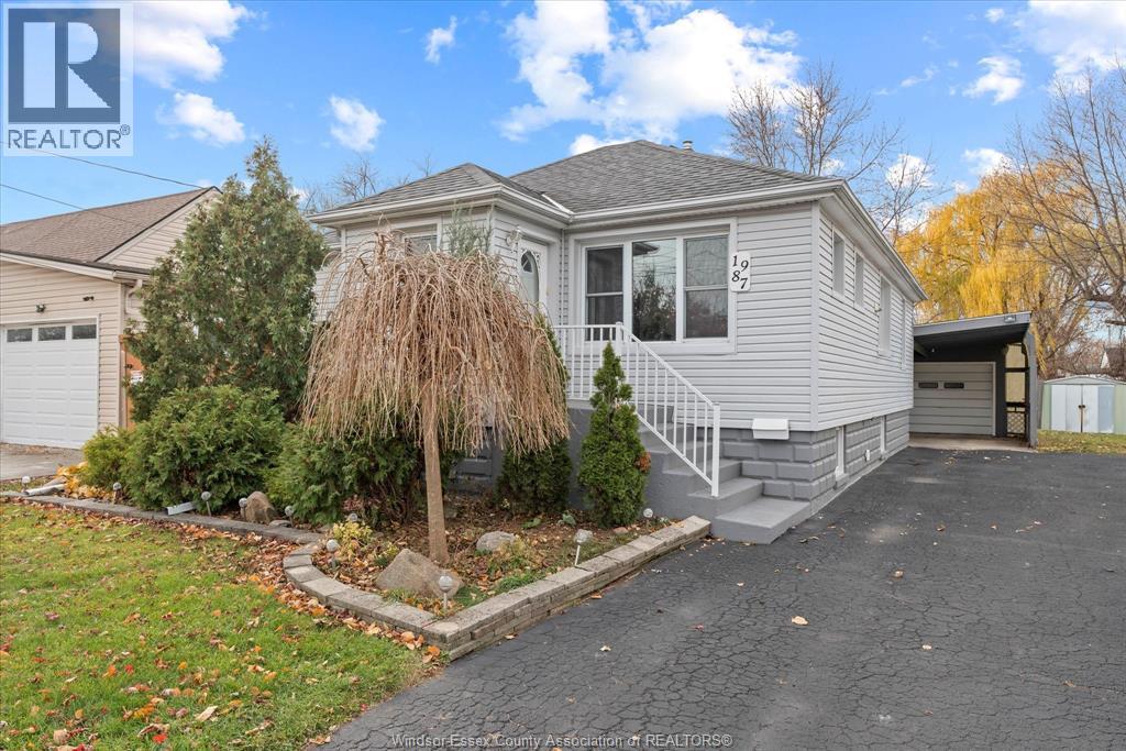 1987 BALFOUR BOULEVARD, Windsor, Ontario