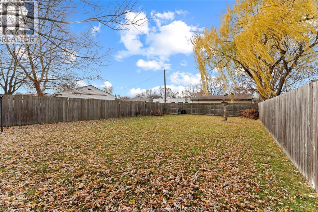 1987 Balfour Boulevard, Windsor, Ontario  N8T 2S4 - Photo 26 - 25030565