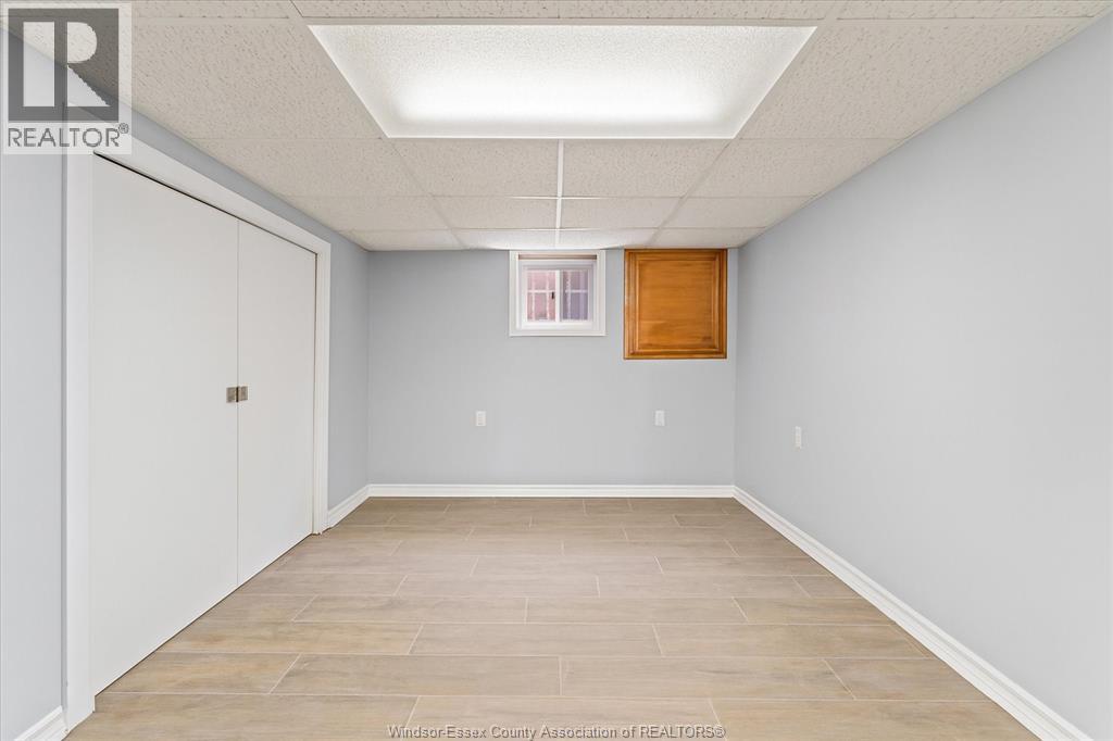 1987 Balfour Boulevard, Windsor, Ontario  N8T 2S4 - Photo 19 - 25030565