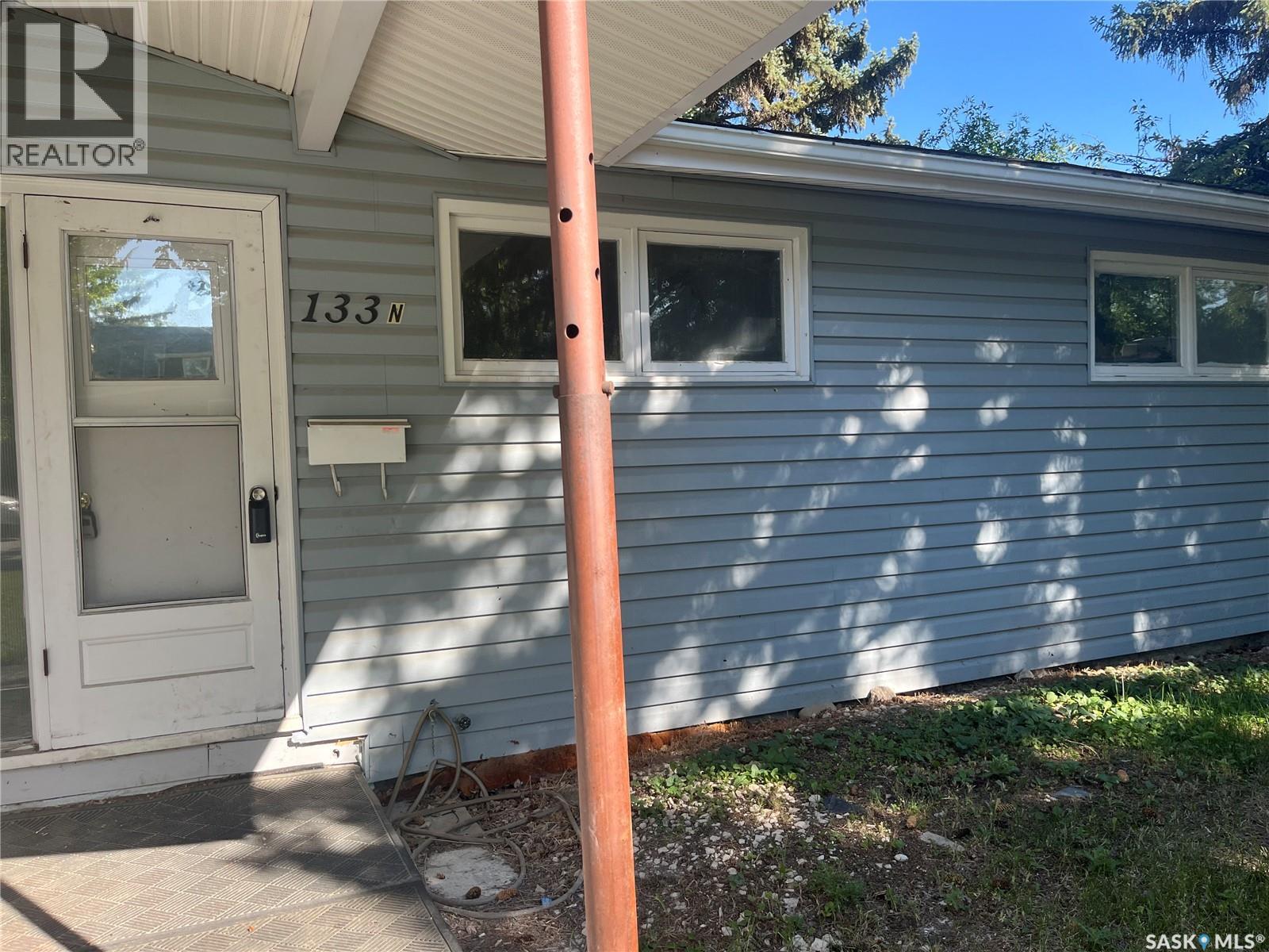 133 Halifax Street N, Regina, Saskatchewan  S4R 2W5 - Photo 11 - SK015806