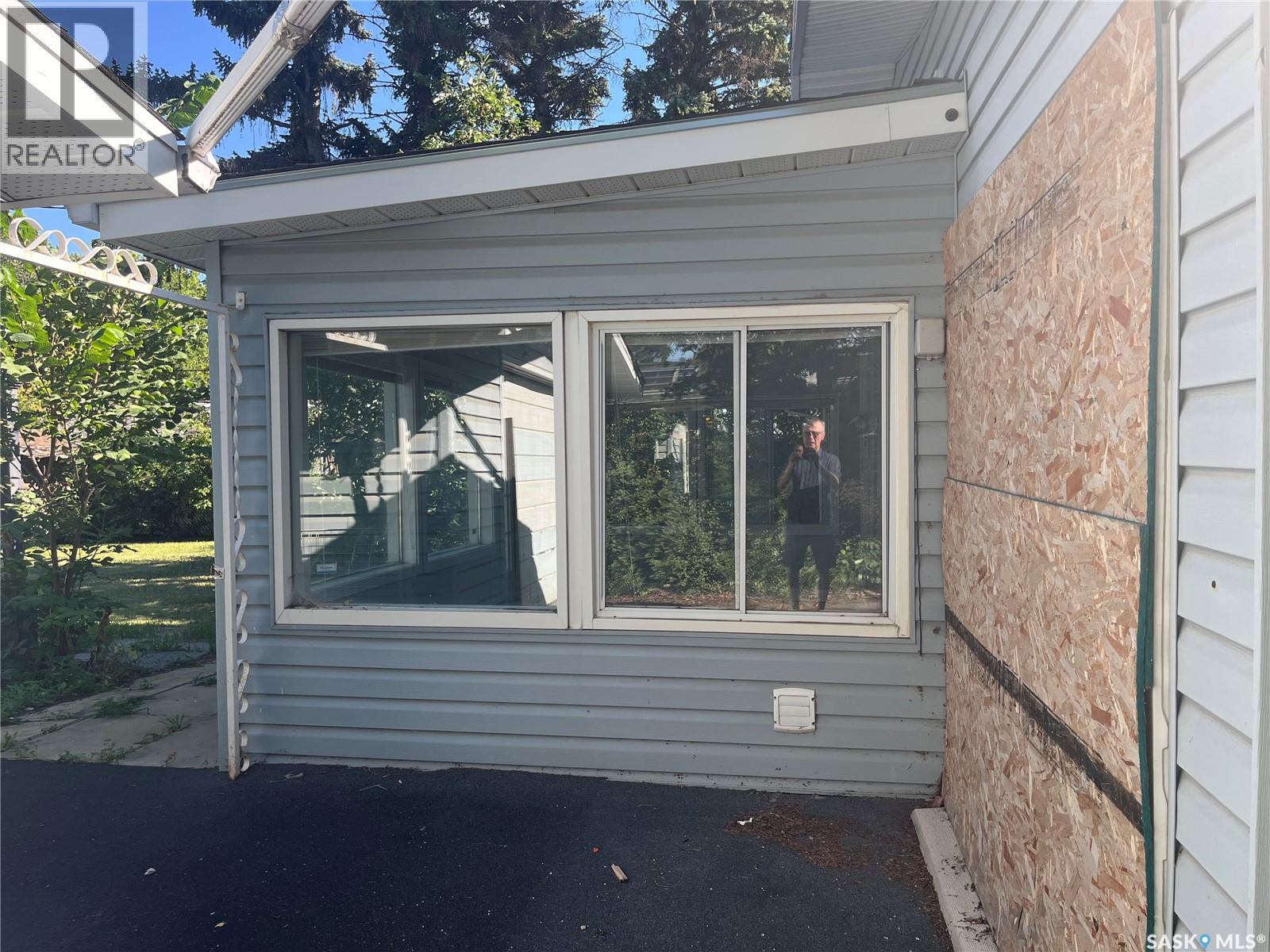 133 Halifax Street N, Regina, Saskatchewan  S4R 2W5 - Photo 10 - SK015806