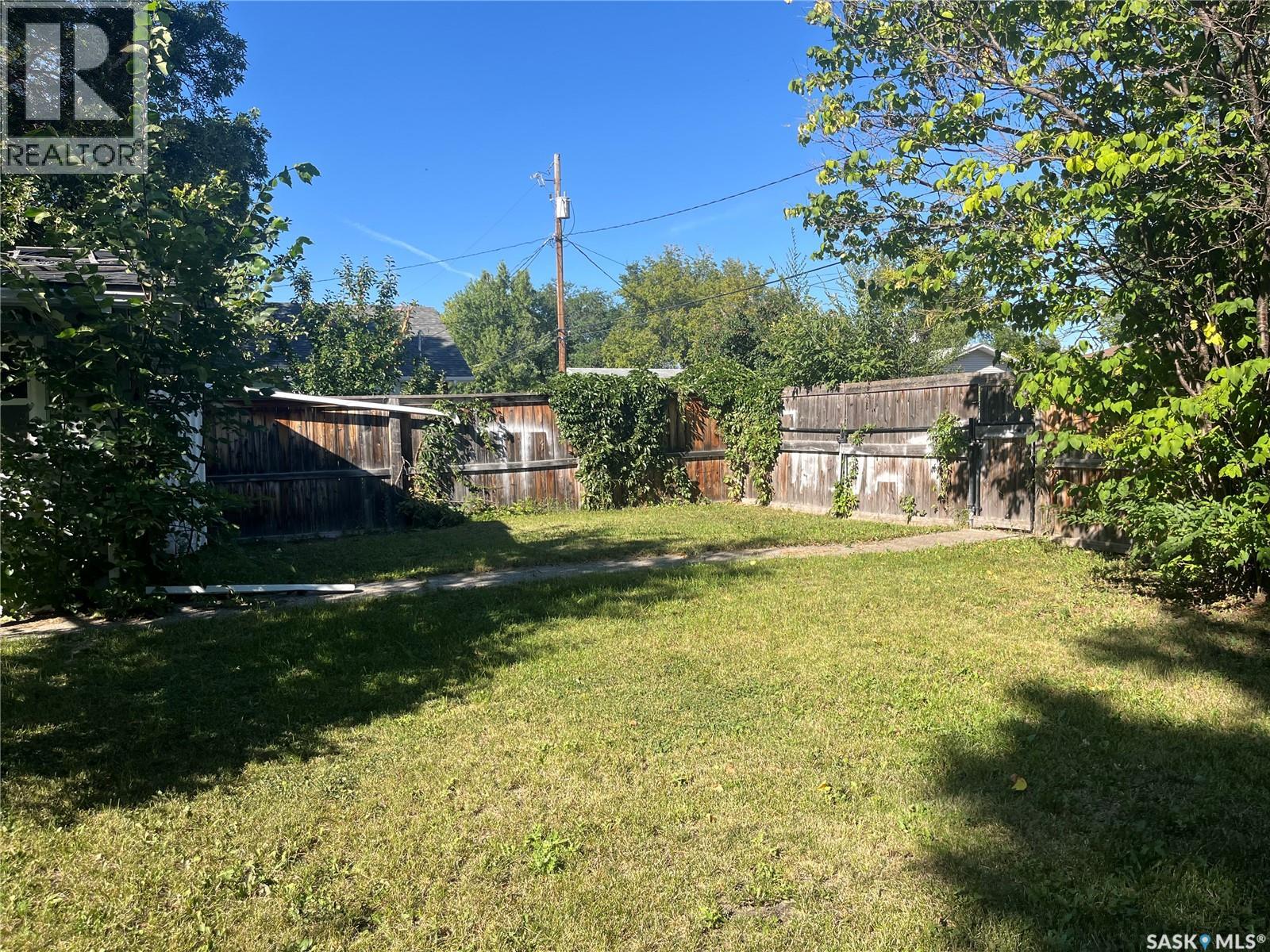 133 Halifax Street N, Regina, Saskatchewan  S4R 2W5 - Photo 9 - SK015806