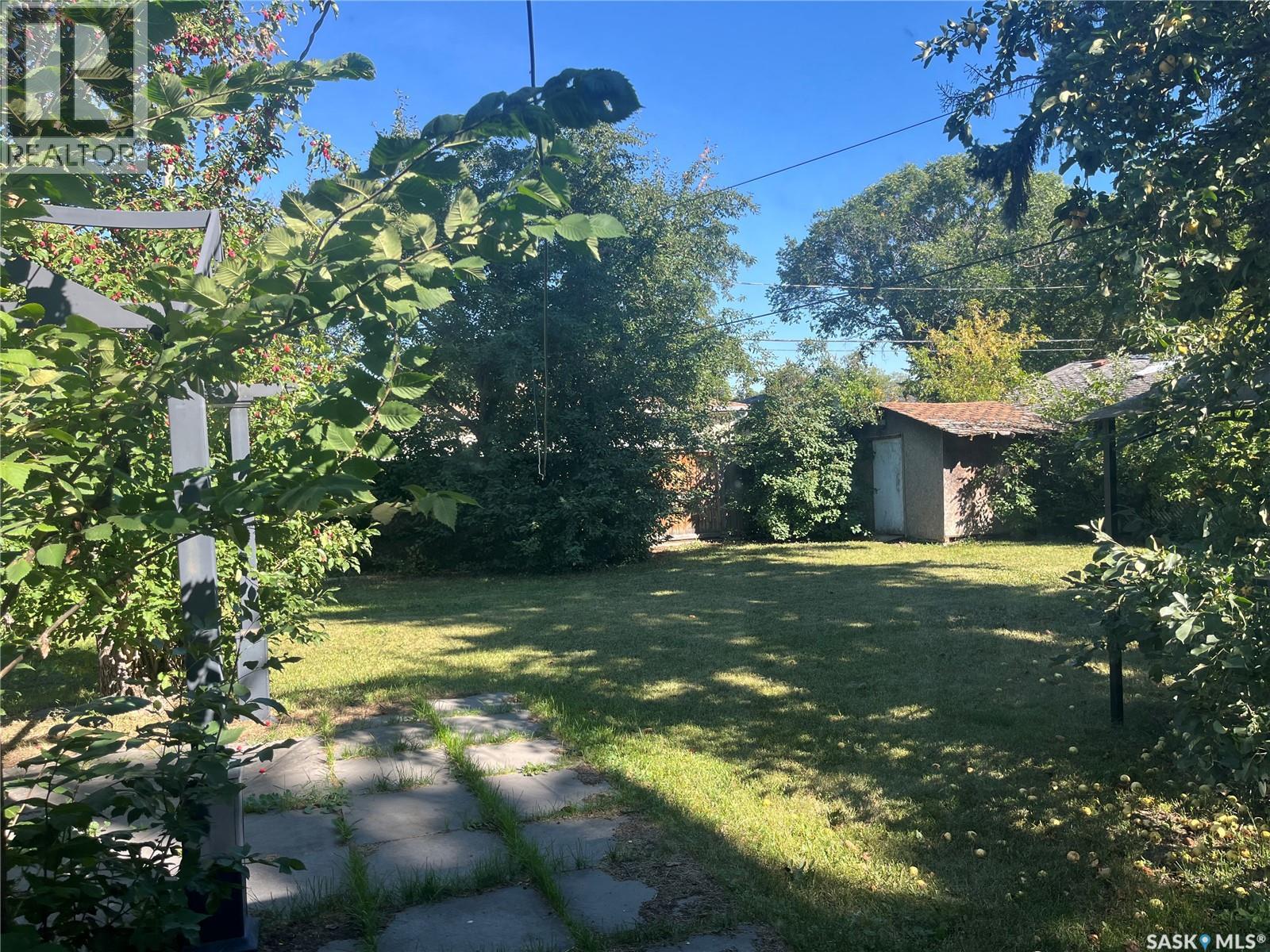 133 Halifax Street N, Regina, Saskatchewan  S4R 2W5 - Photo 35 - SK015806