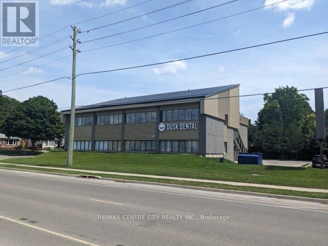 202 - 1555 GLENORA DRIVE, London North, Ontario