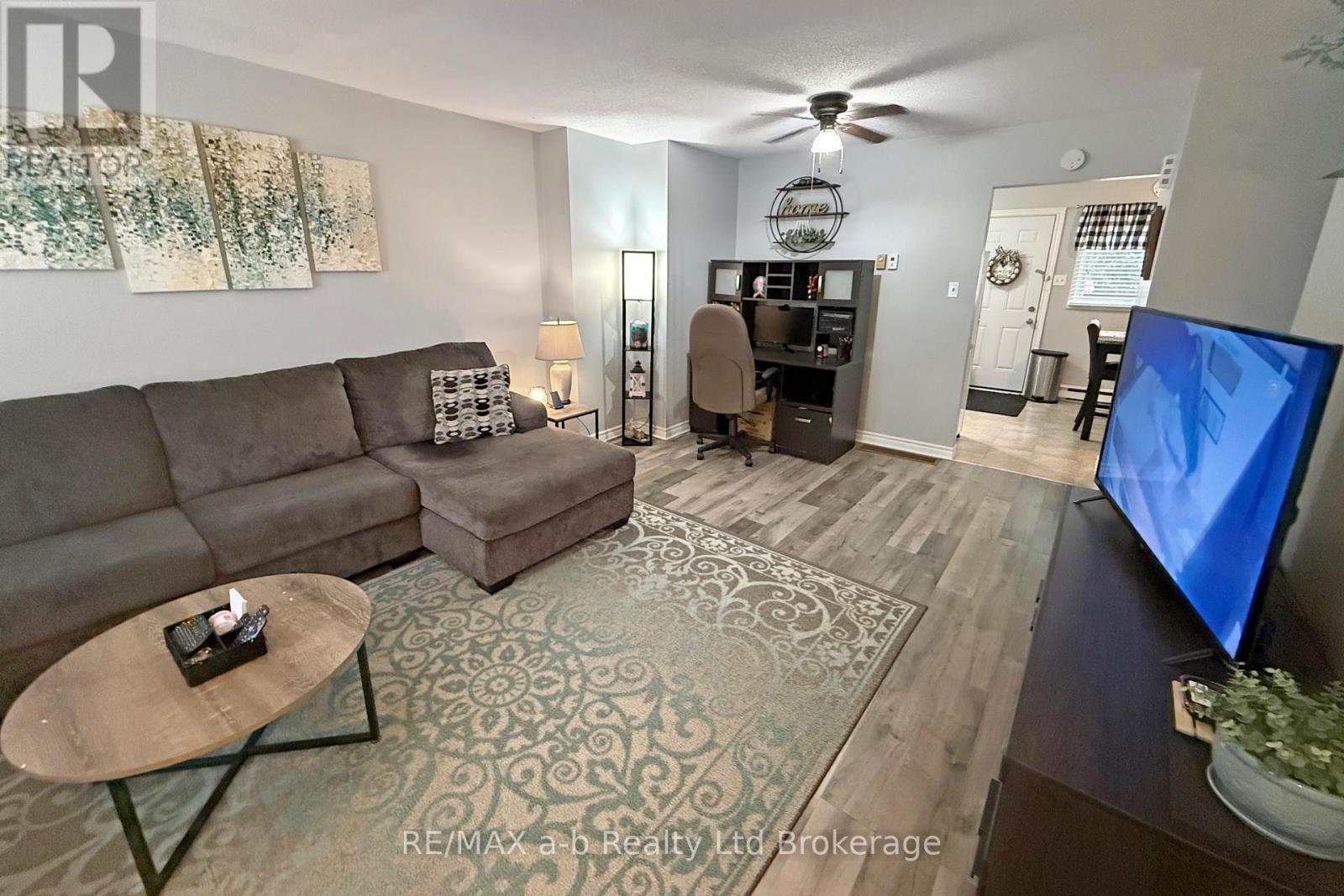 3 - 388 Springbank Avenue N, Woodstock, Ontario  N4T 1L4 - Photo 10 - X12552946