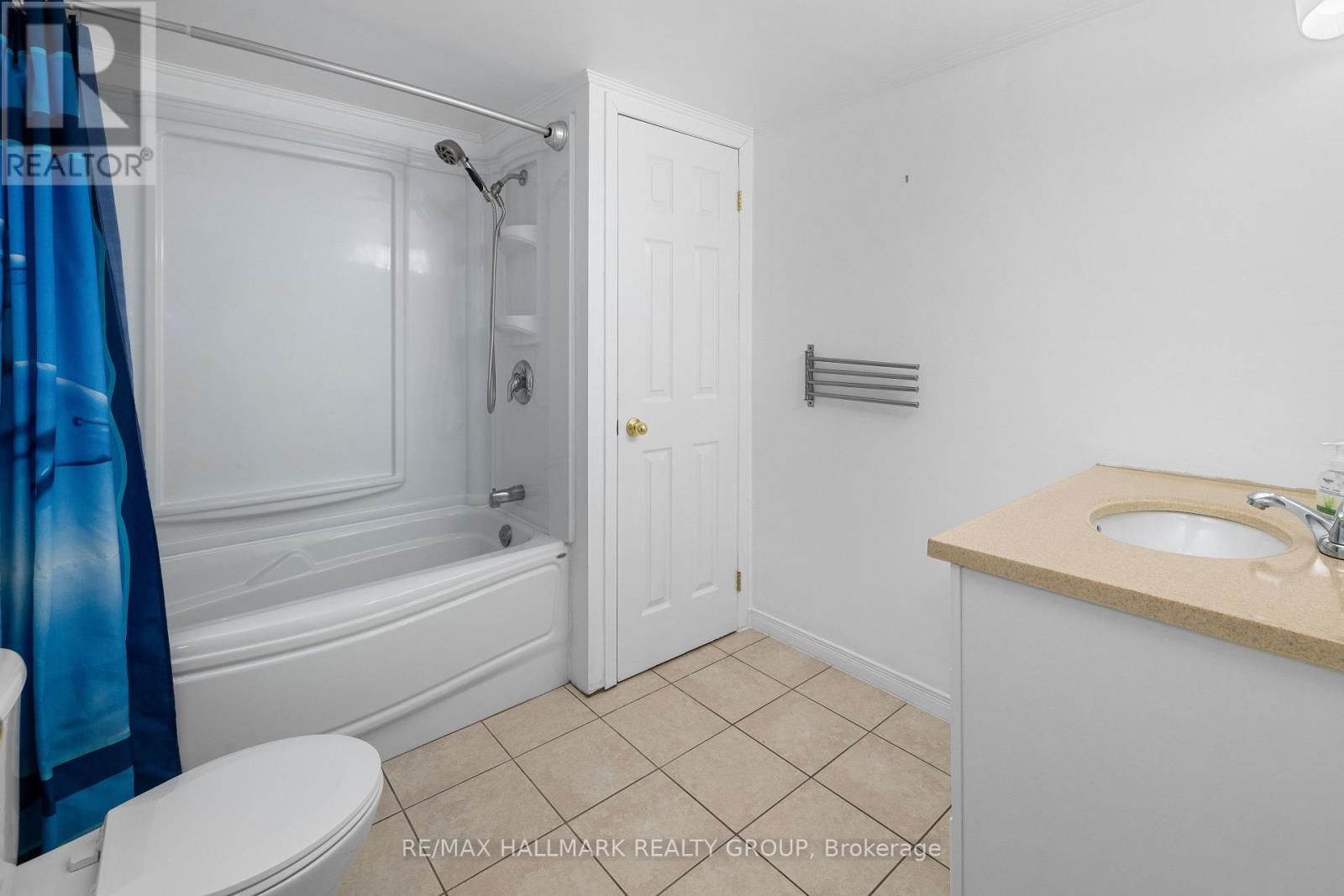 1050 Barnett Drive, Ottawa, Ontario  K4C 1C7 - Photo 24 - X12577122