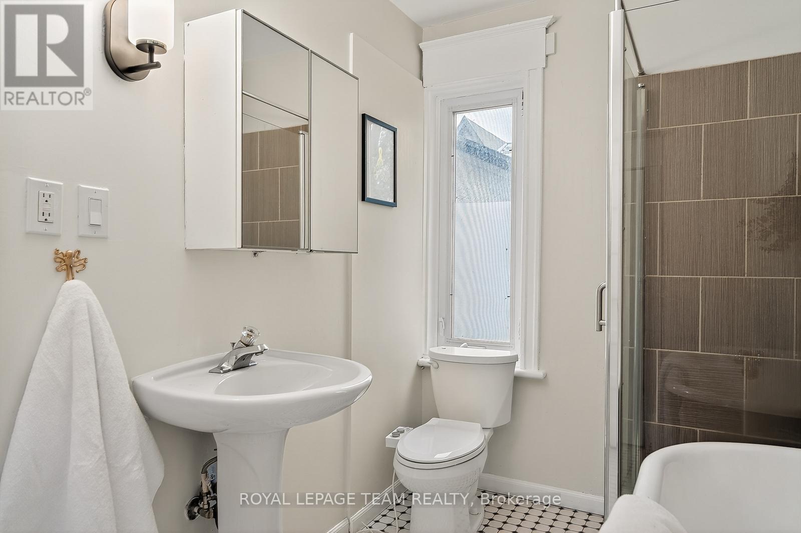 324 Osgoode Street, Ottawa, Ontario  K1N 6T2 - Photo 26 - X12577148