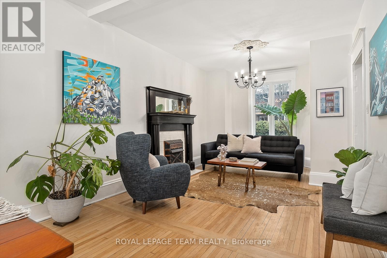 324 Osgoode Street, Ottawa, Ontario  K1N 6T2 - Photo 4 - X12577148