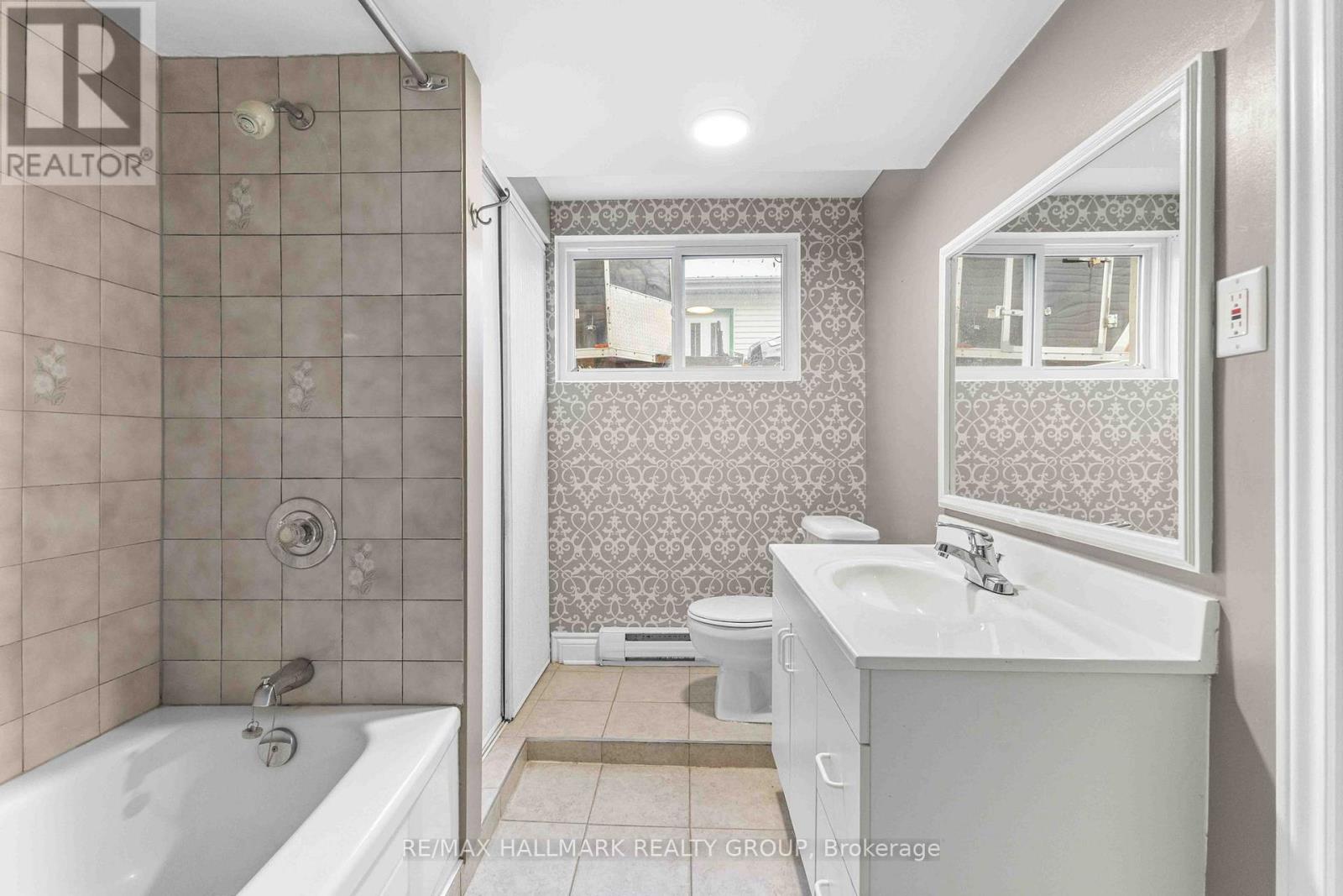 B - 1320 St Jean Street, Ottawa, Ontario  K1C 1N8 - Photo 15 - X12572752