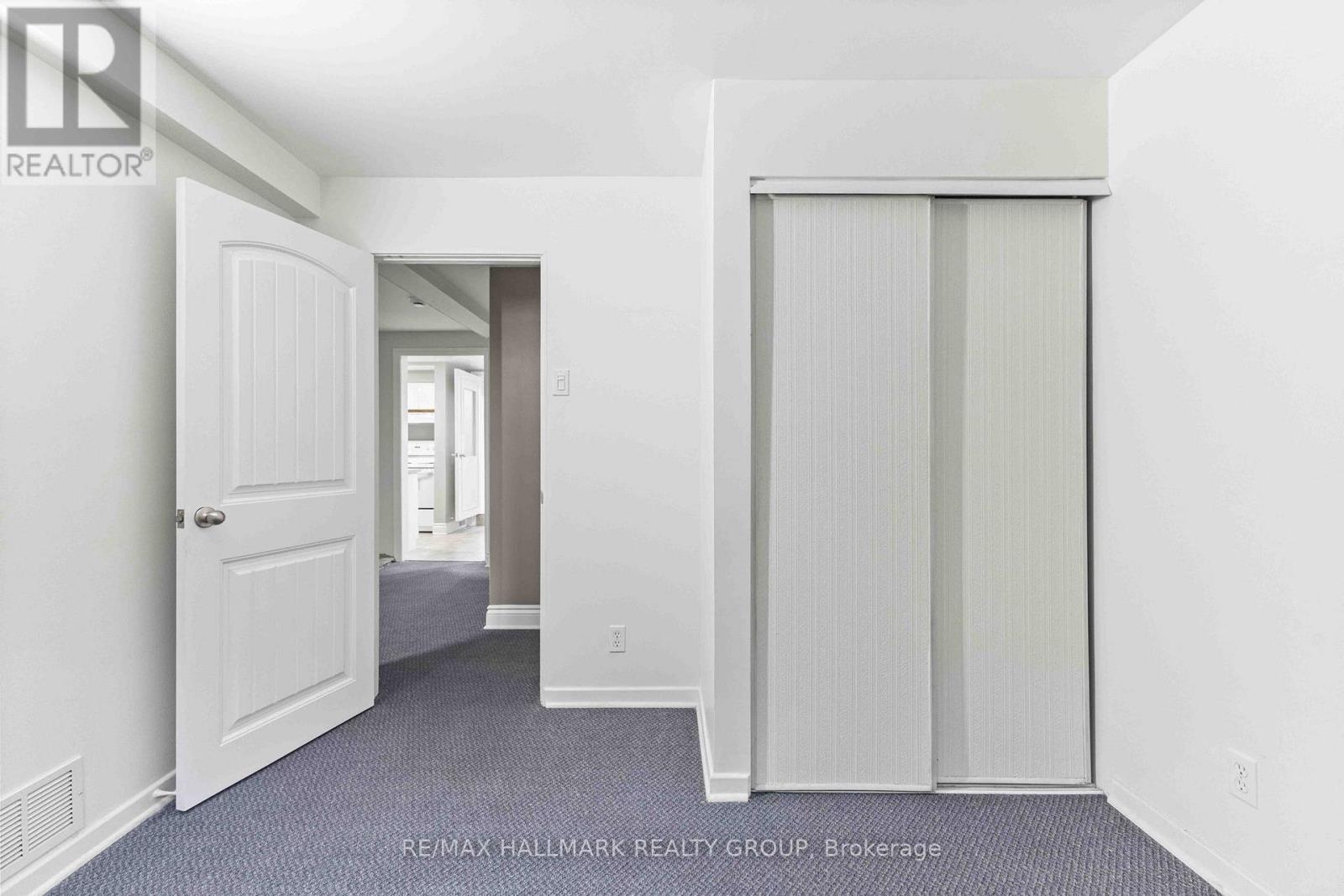 B - 1320 St Jean Street, Ottawa, Ontario  K1C 1N8 - Photo 11 - X12572752