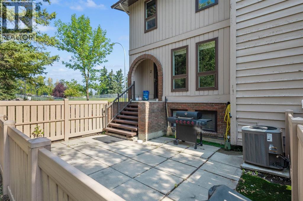 2 Canterbury Gardens Sw, Calgary, Alberta  T2W 2S9 - Photo 29 - A2255220