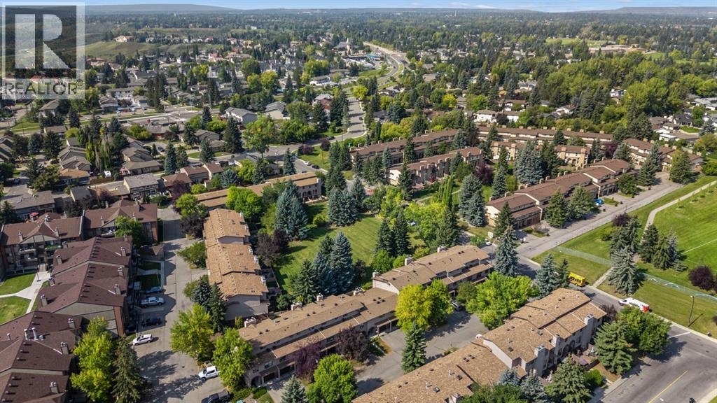 2 Canterbury Gardens Sw, Calgary, Alberta  T2W 2S9 - Photo 42 - A2255220