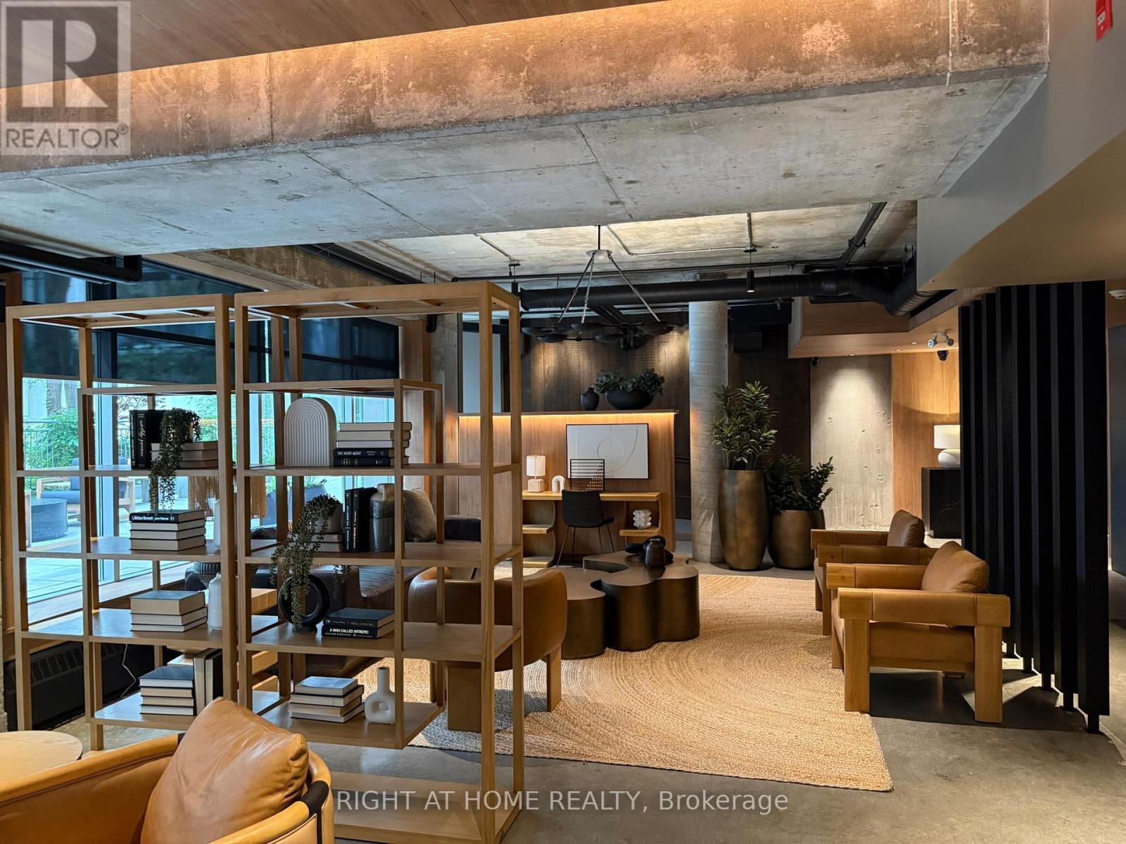 301 - 29 Camden Street, Toronto, Ontario  M5V 1V2 - Photo 11 - C12577118