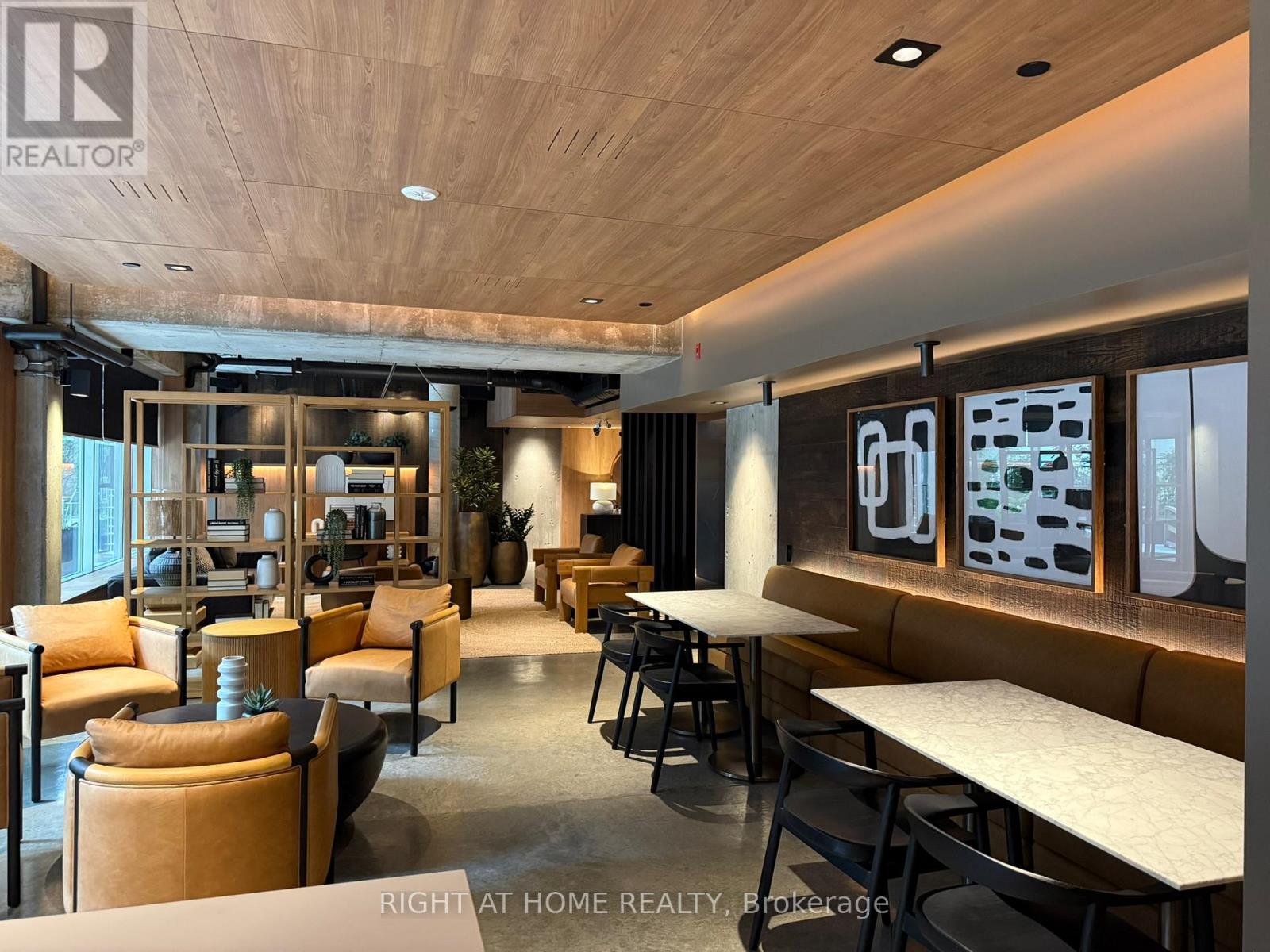 301 - 29 Camden Street, Toronto, Ontario  M5V 1V2 - Photo 12 - C12577118