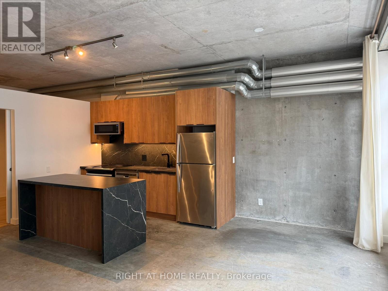 301 - 29 Camden Street, Toronto, Ontario  M5V 1V2 - Photo 39 - C12577118