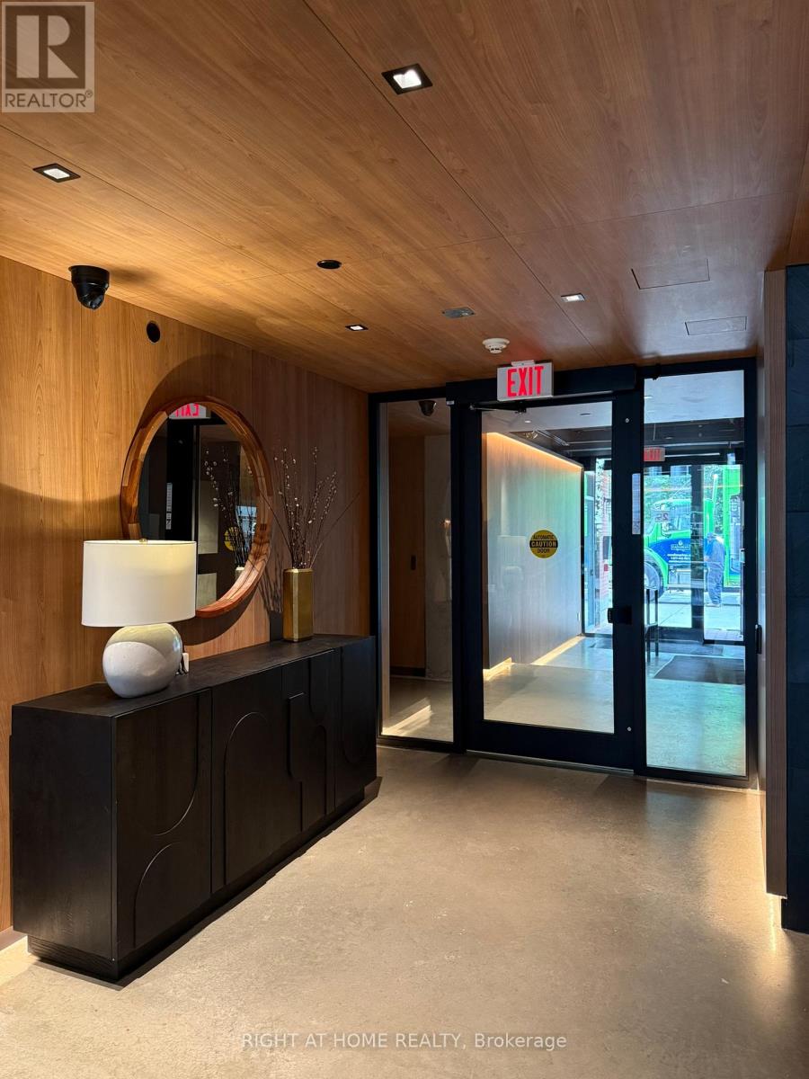 301 - 29 Camden Street, Toronto, Ontario  M5V 1V2 - Photo 7 - C12577118