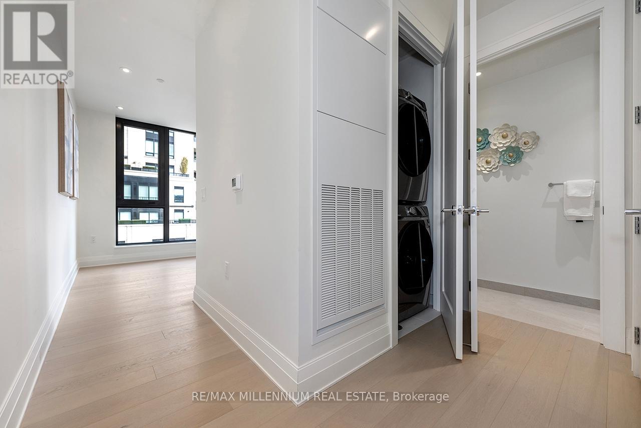 703 - 2 Forest Hill, Toronto, Ontario  M4V 0B7 - Photo 4 - C12577152