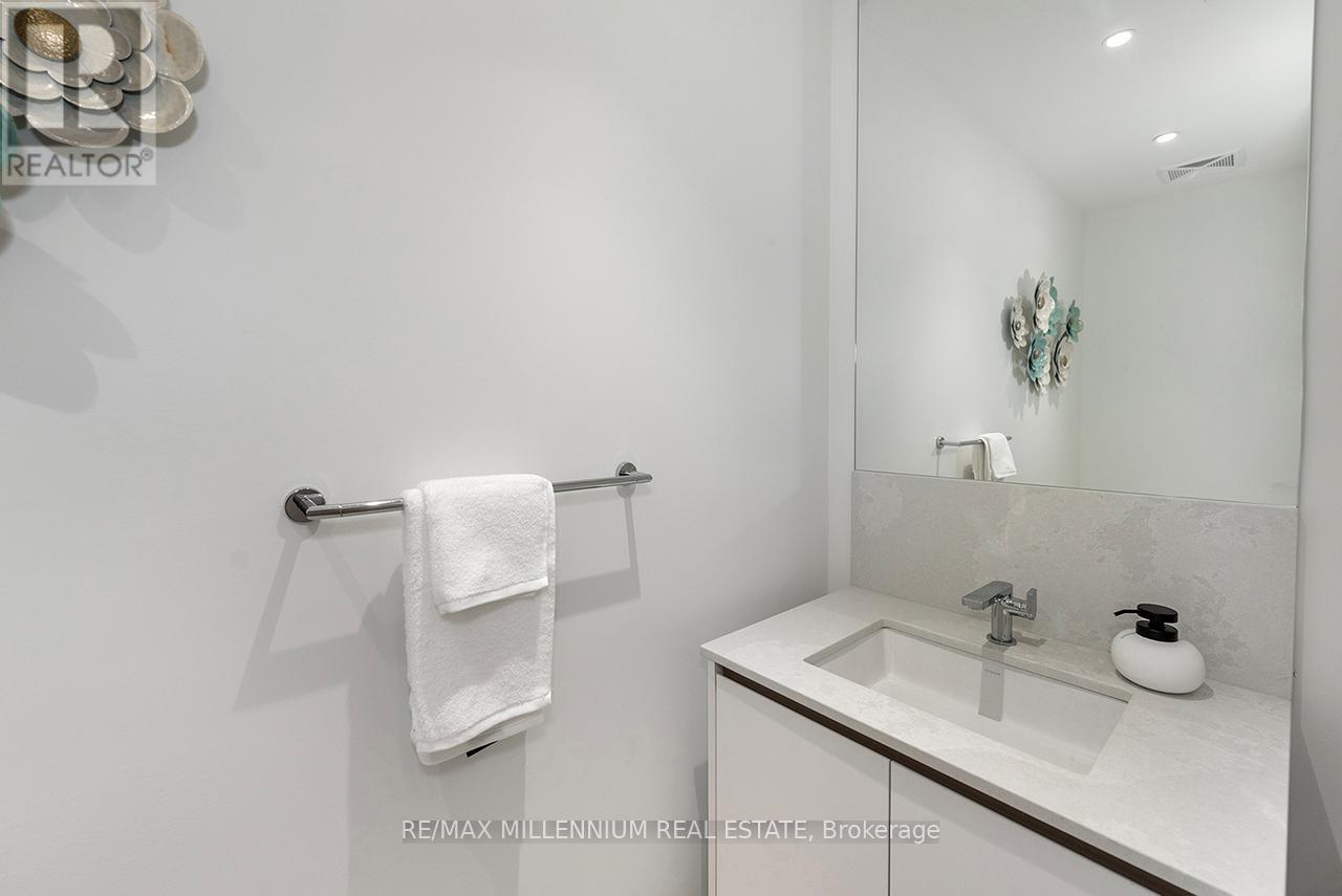 703 - 2 Forest Hill, Toronto, Ontario  M4V 0B7 - Photo 7 - C12577152