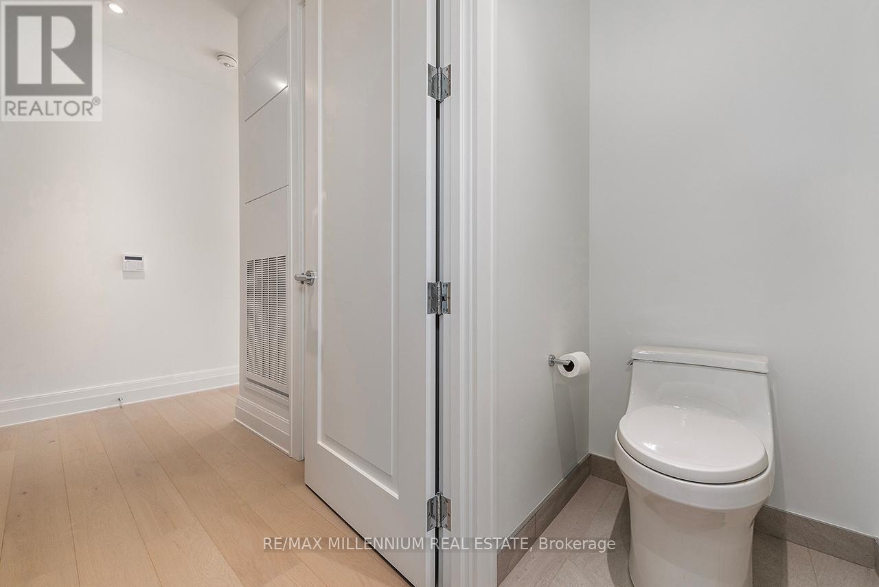 703 - 2 Forest Hill, Toronto, Ontario  M4V 0B7 - Photo 8 - C12577152