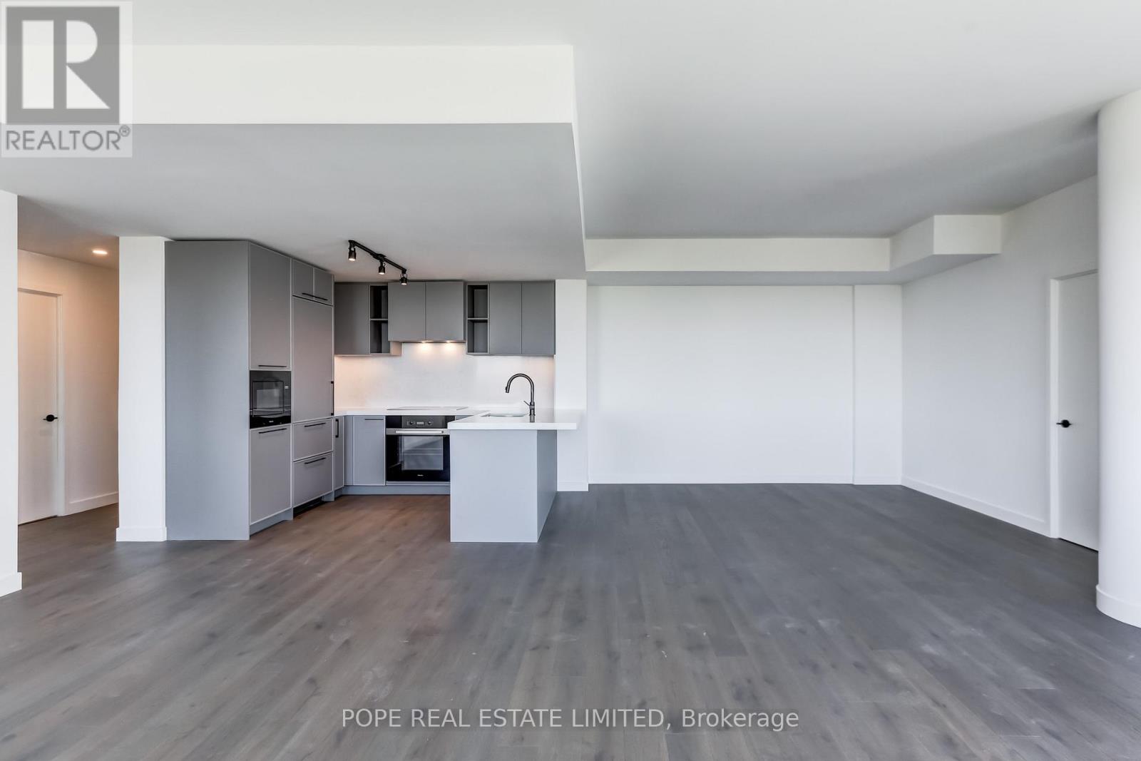 1104 - 1050 Eastern Avenue, Toronto, Ontario  M4L 0B7 - Photo 12 - E12577116