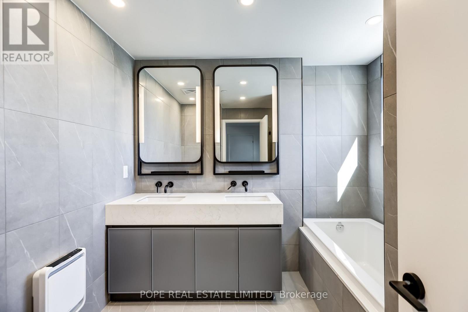 1104 - 1050 Eastern Avenue, Toronto, Ontario  M4L 0B7 - Photo 18 - E12577116