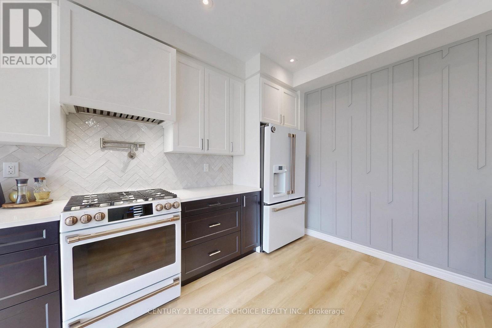 78 Dass Drive W, Centre Wellington, Ontario  N1M 0H9 - Photo 24 - X12565008