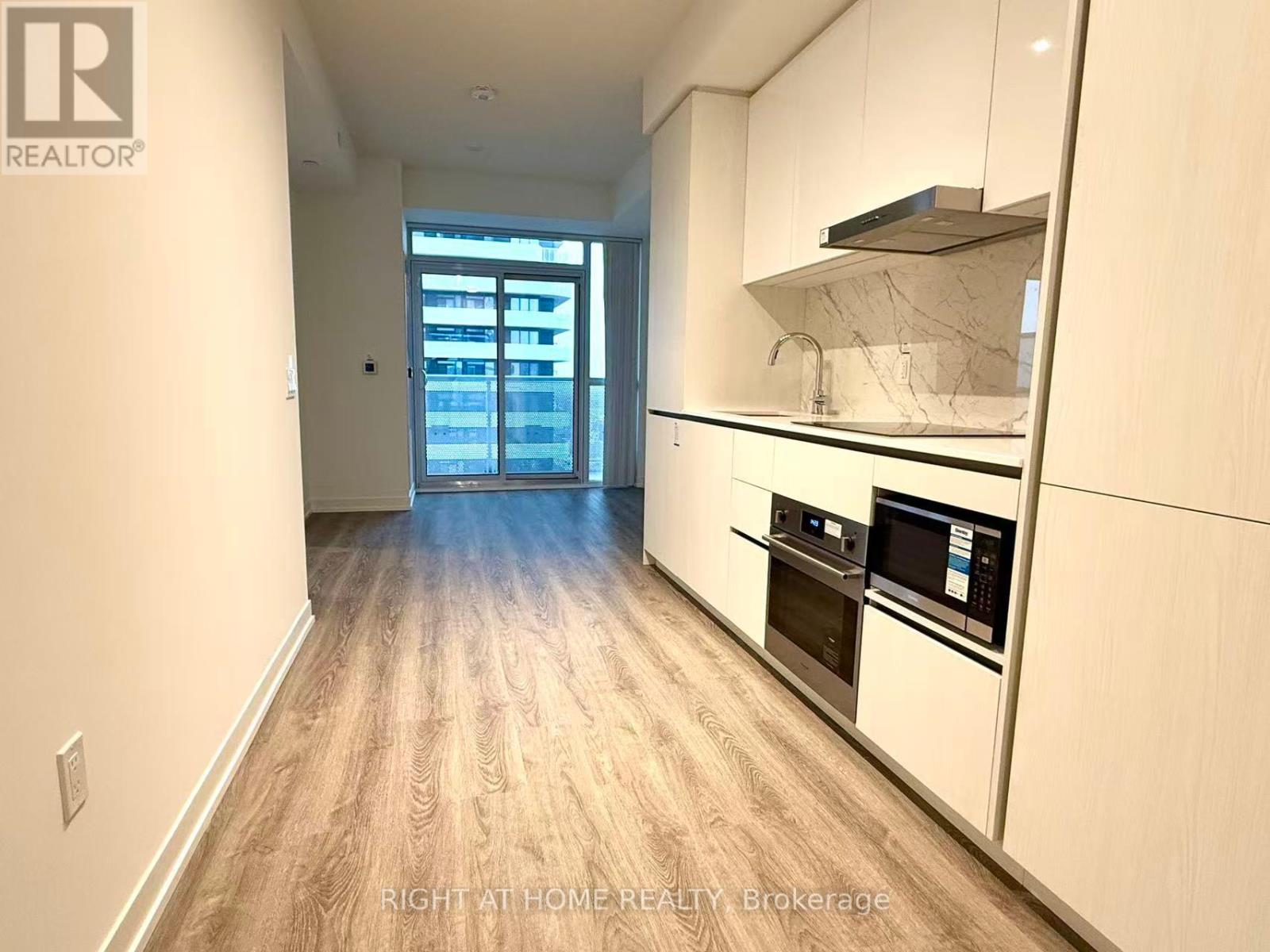 2801 - 8 Interchange Way, Vaughan, Ontario  L4K 0R2 - Photo 13 - N12577126