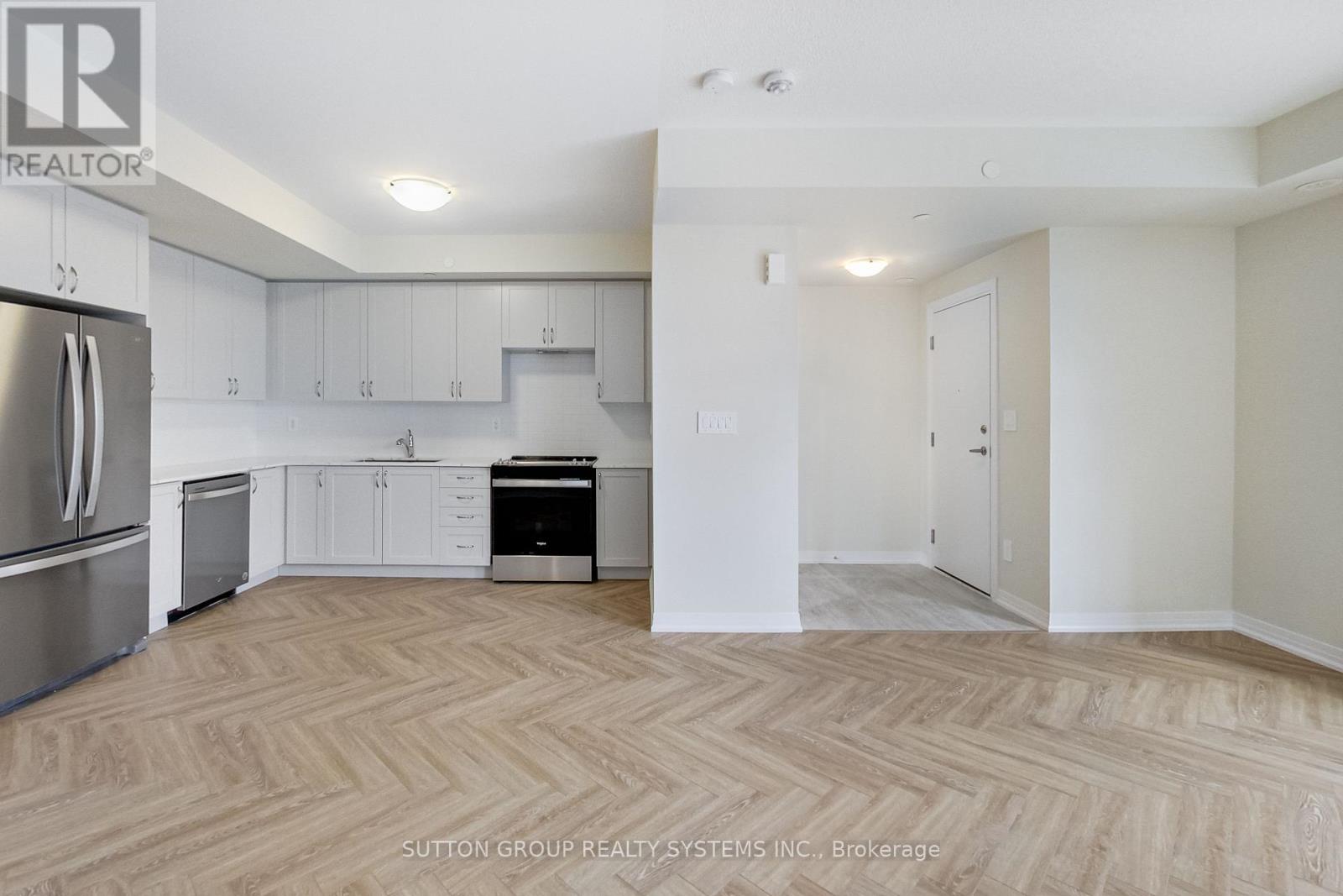 1577 Rose Way, Milton, Ontario L9E 1N4 - Photo 4 - W12577114